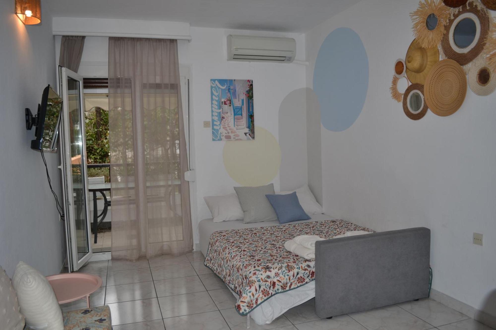 Evaliana Seaside Apartment PalaiónTsiflíkion Extérieur photo